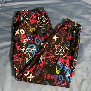Graphic pants with designs